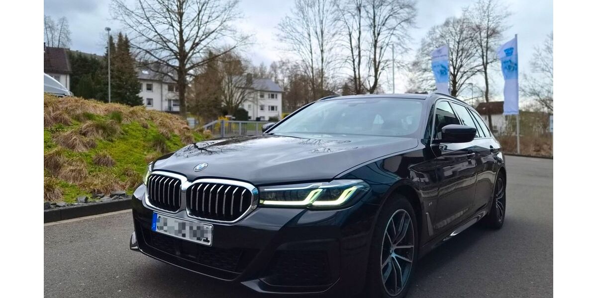 BMW 530 128.900 km 33.699 &euro; Olpe 57462