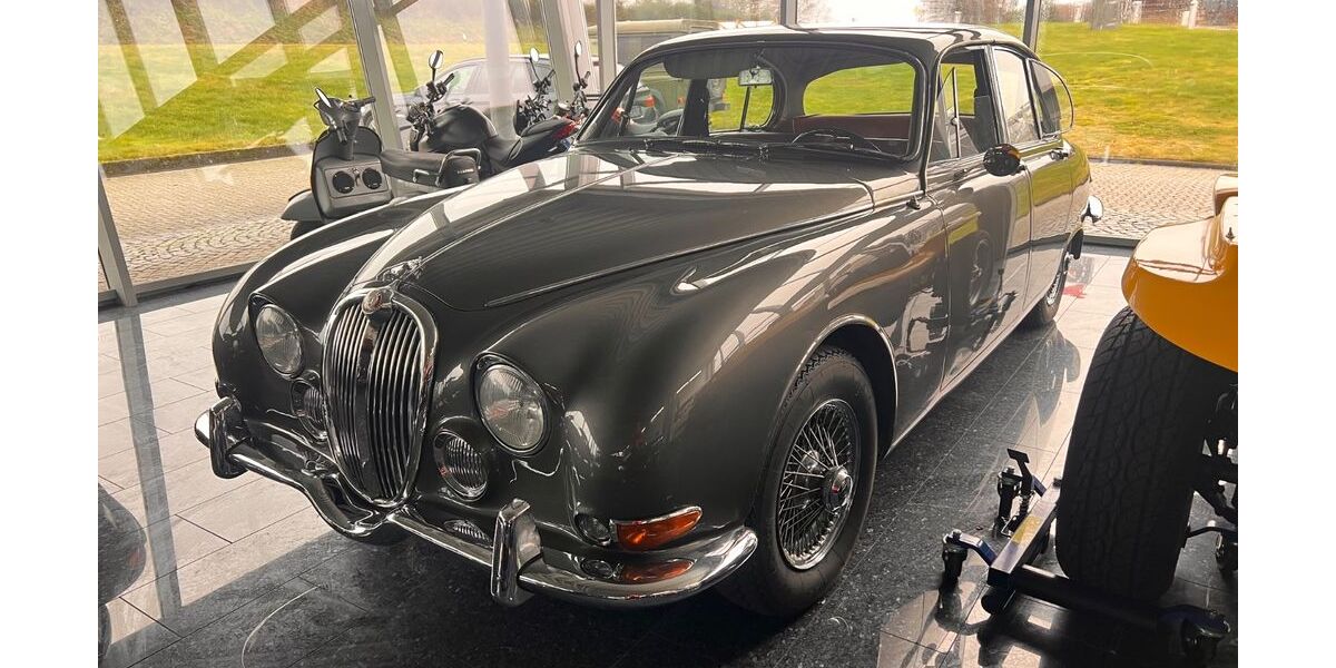 Jaguar MK II 54.000 km 21.900 &euro; Roth 57539