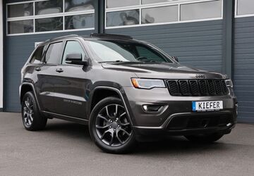 Jeep Grand Cherokee 82.320 km 25.950 &euro; Rennerod 56477
