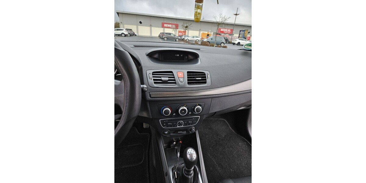 Renault Megane 191.000 km 3.499 &euro; Rennerod 56477