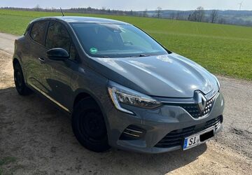 Renault Clio 39.736 km 12.299 &euro; Freudenberg 57258