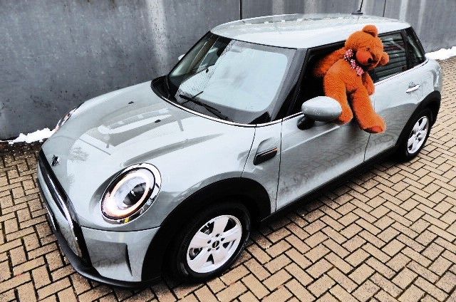 Mini Cooper 15.500 km 19.912 &euro; Kreuztal-Krombach 57223