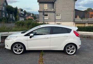 Ford Fiesta 72.035 km 6.800 &euro; Netphen 57250