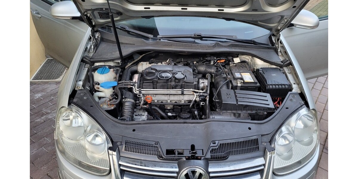 VW Golf V Variant 260.000 km 2.500 &euro; Siegen 57072