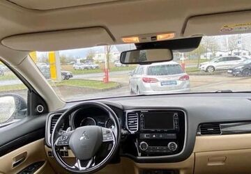 Mitsubishi Outlander 146.000 km 15.950 &euro; Lennestadt 57368