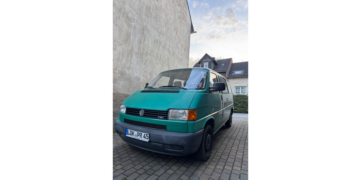 VW T4 Kombi 308.100 km 2.250 &euro; Eibelshausen 35713