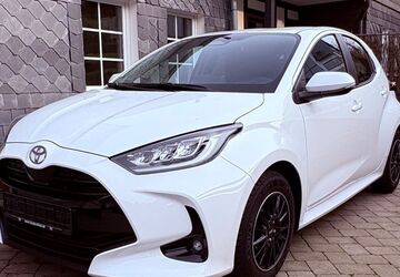 Toyota Yaris 4.300 km 19.990 &euro; Olpe 57462