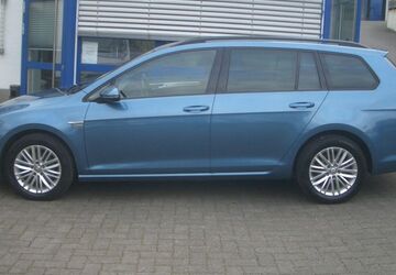 VW Golf 204.000 km 8.999 &euro; Attendorn-Repe 57439