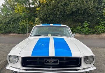 Ford Mustang 70.000 km 31.000 &euro; Breitscheid 35767
