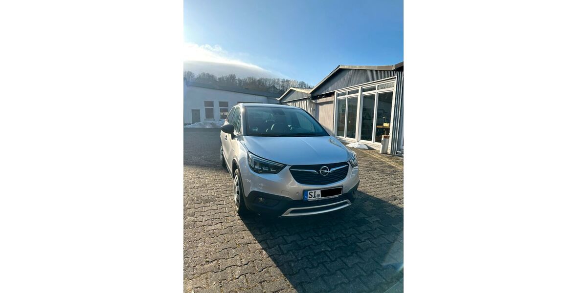 Opel Crossland (X) 126.000 km 9.990 &euro; Burbach 57299