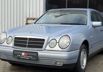 Mercedes-Benz E 220 100.700 km 8.990 &euro; Wilden (Siegerland) 57234