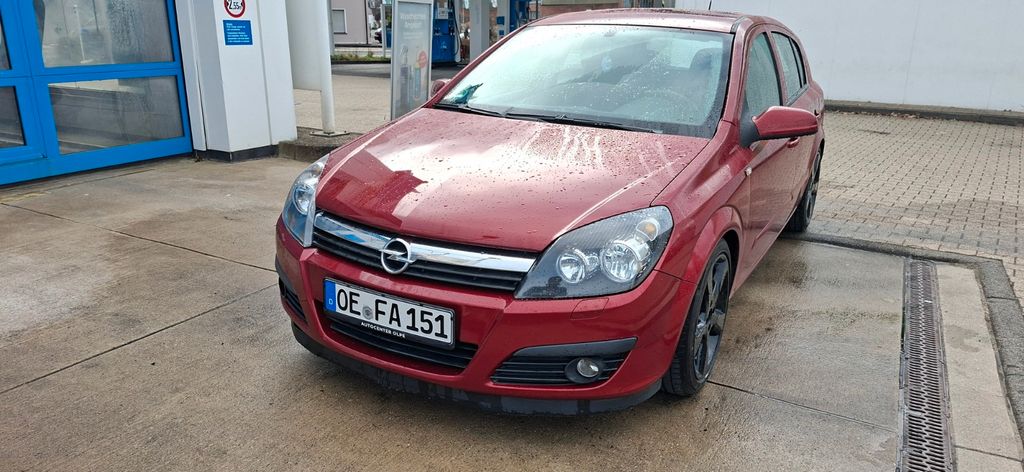 Opel Astra 137.000 km 3.444 &euro; Attendorn 57439
