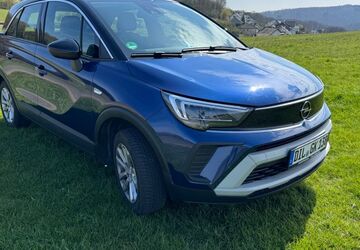 Opel Crossland (X) 24.067 km 17.800 &euro; Dillenburg 35683