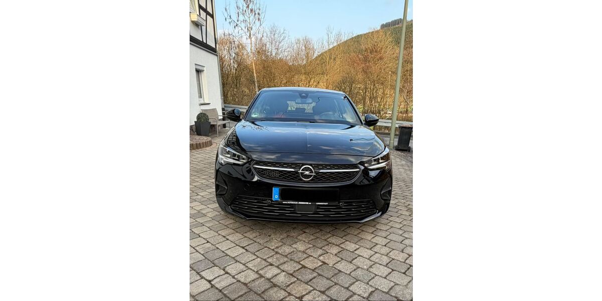 Opel Corsa 57.250 km 15.390 &euro; Lennestadt 57368