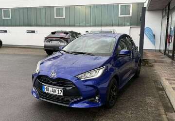 Toyota Yaris 1.800 km 27.950 &euro; Kreuztal 57223