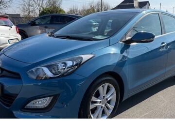 Hyundai i30 115.000 km 7.990 &euro; Bruchertseifen 57539