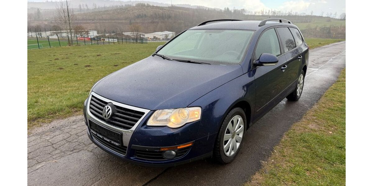 VW Passat Variant 69.000 km 9.990 &euro; Kirchhundem 57399