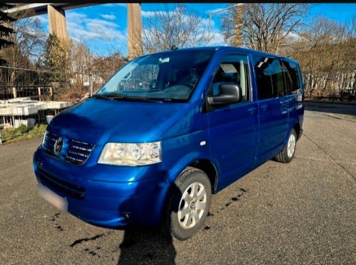 VW T5 Multivan 330.000 km 6.400 &euro; Zehnhausen bei Rennerod 56477