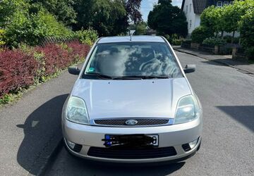 Ford Fiesta 163.000 km 2.500 &euro; Siegen 57080