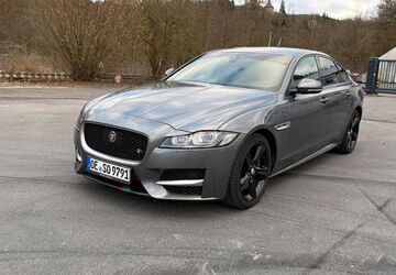 Jaguar XF 126.565 km 17.999 &euro; Attendorn 57439