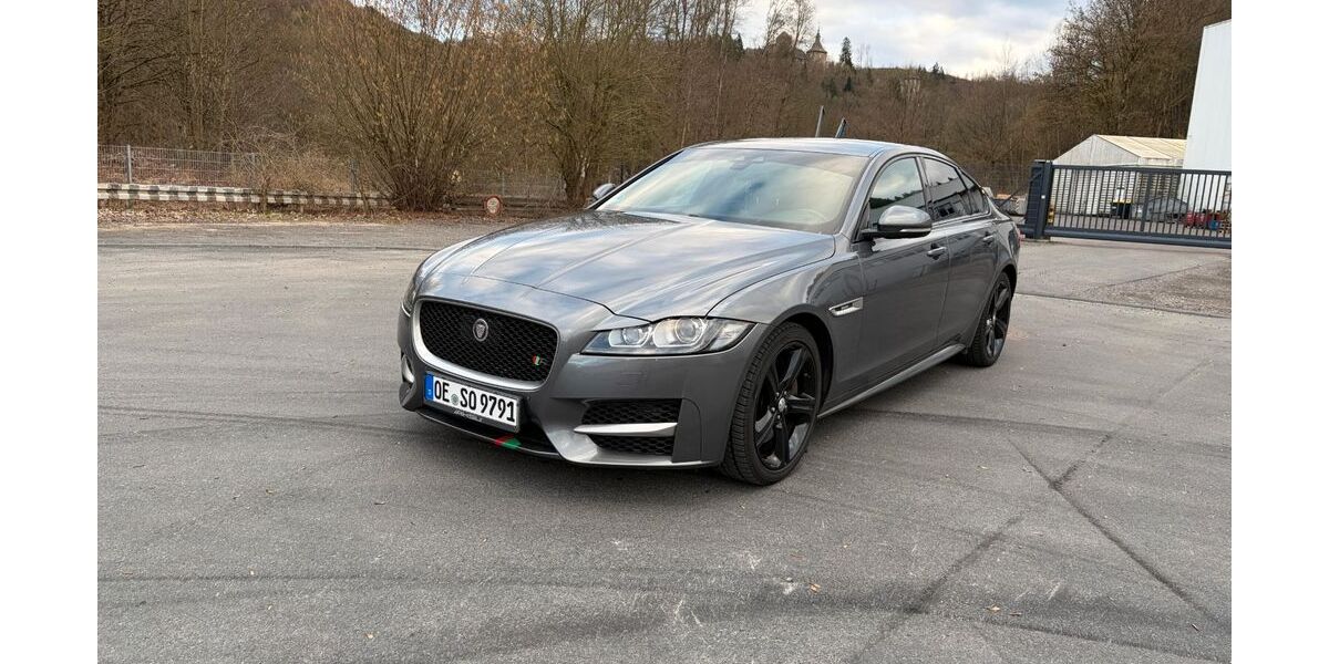 Jaguar XF 126.565 km 17.999 &euro; Attendorn 57439