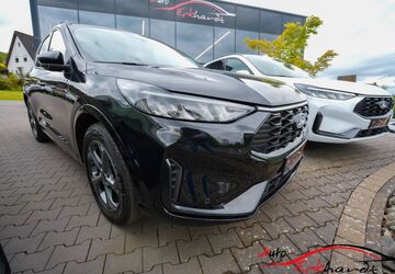 Ford Kuga 12.560 km 29.490 &euro; Lennestadt 57368