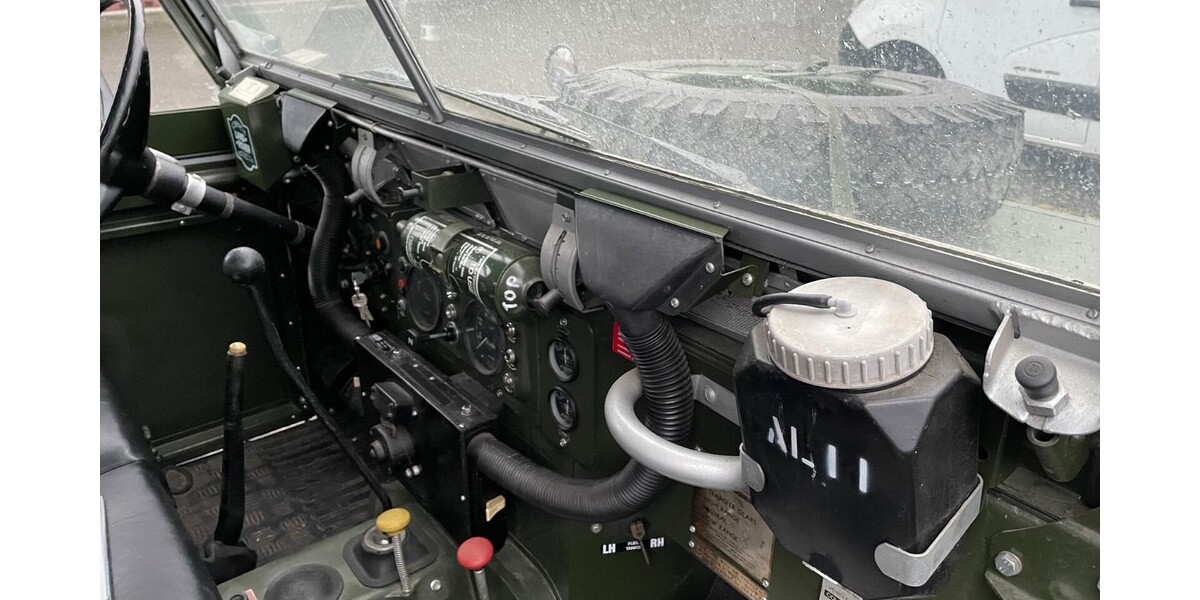 Land Rover Defender 102.500 km 25.000 &euro; Kreuztal 57223