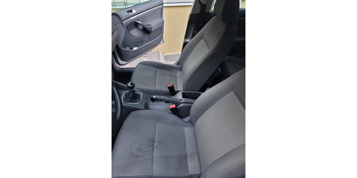 VW Golf V Variant 260.000 km 2.500 &euro; Siegen 57072