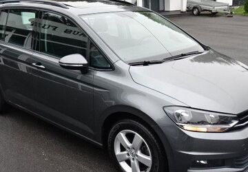 VW Touran 114.000 km 17.990 &euro; Hattert 57644