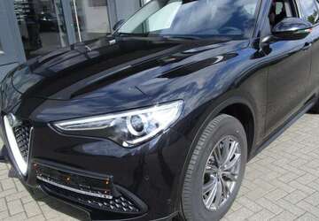 Alfa Romeo Stelvio 68.000 km 24.900 &euro; Breitscheid-Gusternhain 35767