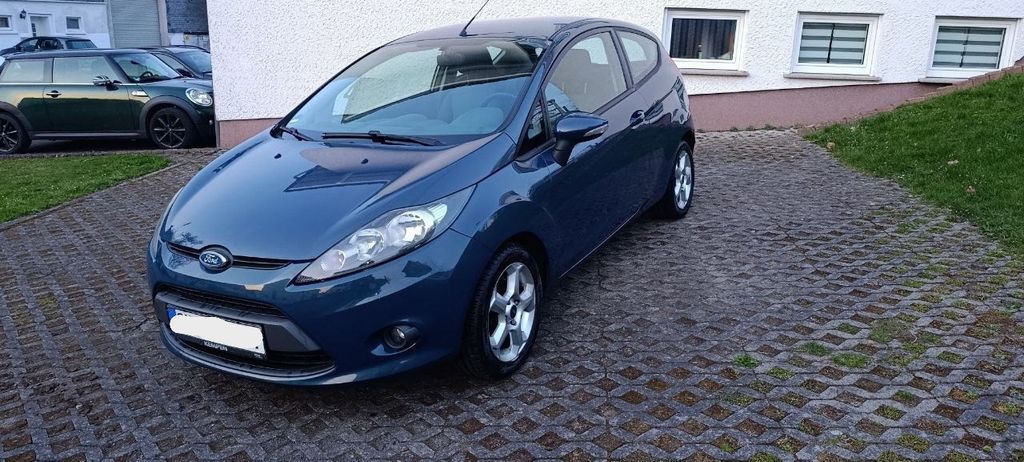 Ford Fiesta 192.695 km 2.999 &euro; Astert 57627