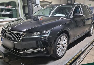 Skoda Superb 77.900 km 26.850 &euro; Siegen 57076