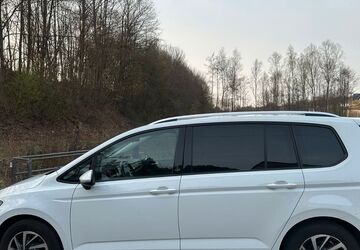 VW Touran 234.000 km 10.400 &euro; Kreuztal 57223