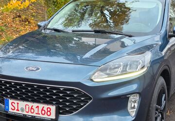 Ford Kuga 98.500 km 16.000 &euro; Siegen 57074