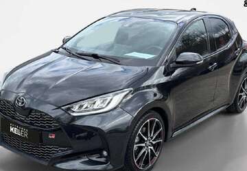 Toyota Yaris 35.000 km 22.950 &euro; Kreuztal 57223