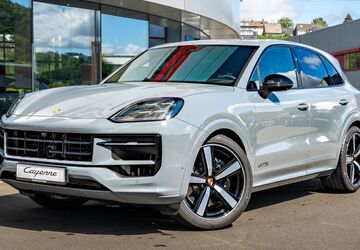 Porsche Cayenne 13.500 km 142.850 &euro; Siegen 57080