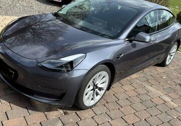 Tesla Model 3 76.450 km 29.990 &euro; Erndtebrück 57339