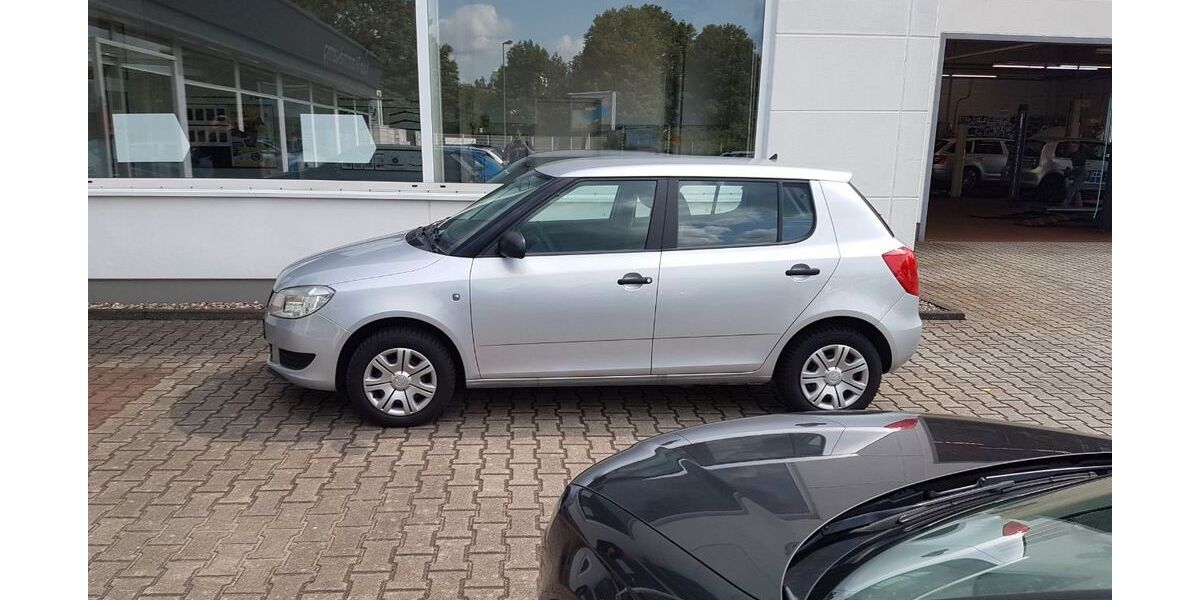 Skoda Fabia 118.600 km 4.990 &euro; Lennestadt 57368