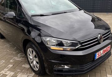 VW Touran 153.000 km 13.999 &euro; Neunkirchen 57290