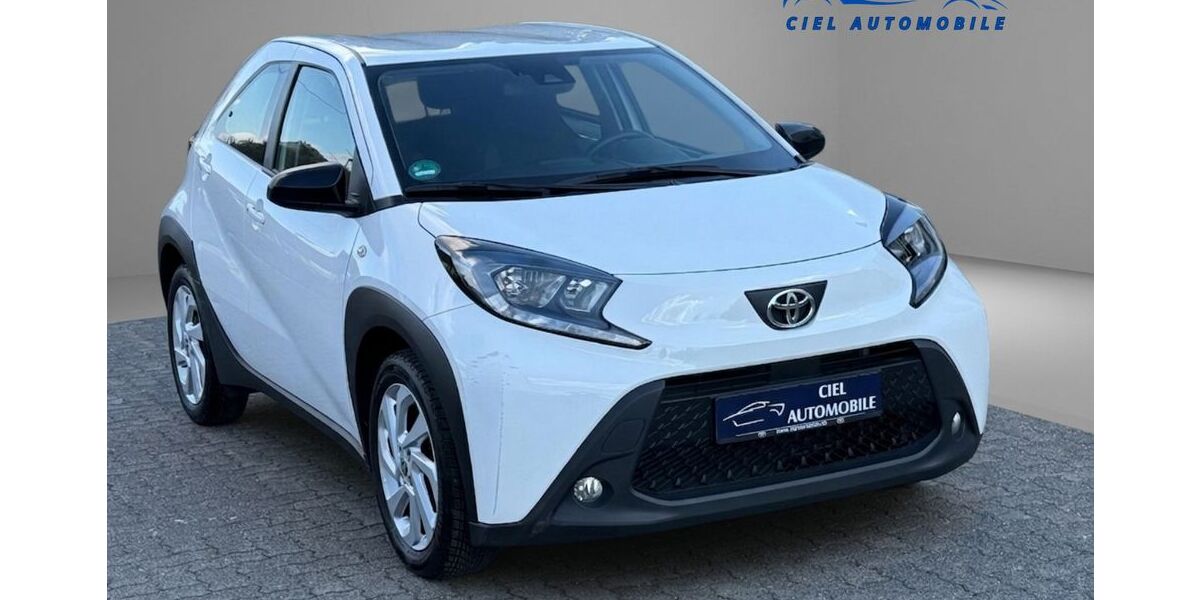 Toyota Aygo (X) 23.239 km 12.490 &euro; Siegen 57078