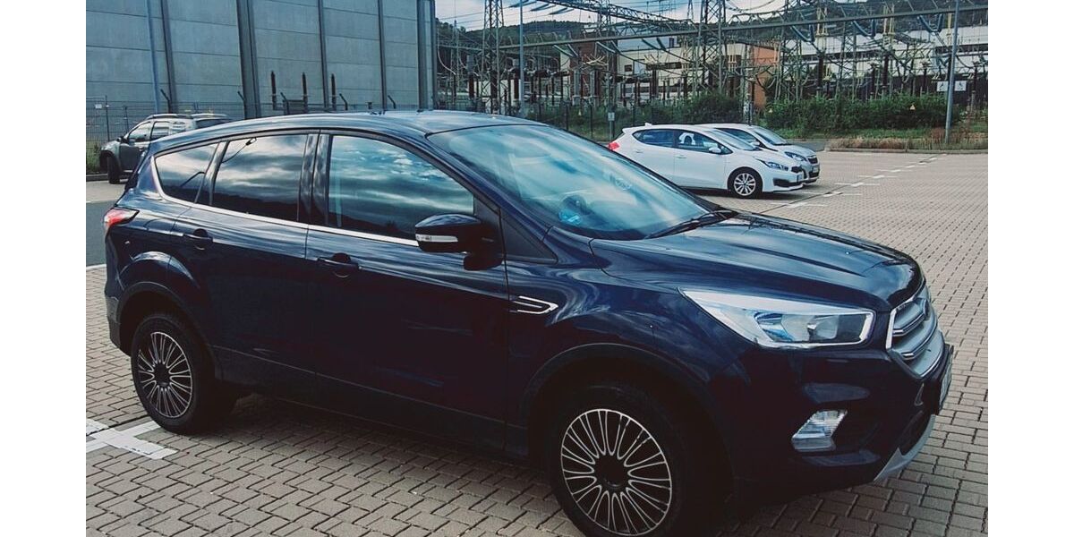 Ford Kuga 177.000 km 9.600 &euro; Siegen 57080