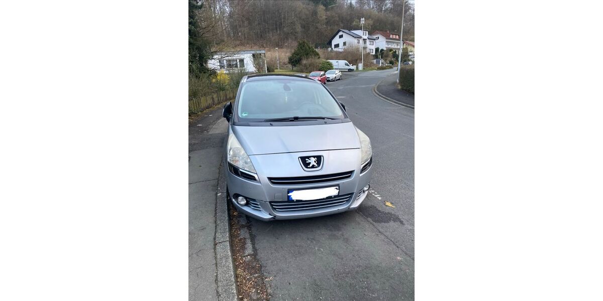 Peugeot 5008 252.120 km 4.700 &euro; Dillenburg 35683