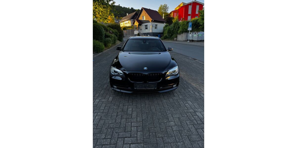 BMW 750 190.643 km 16.000 &euro; Eschenburg 35713