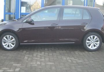 VW Golf 142.000 km 10.990 &euro; Attendorn-Repe 57439