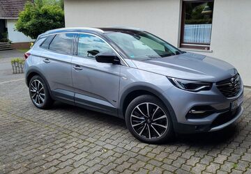 Opel Grandland (X) 114.000 km 17.900 &euro; Mörlen 57583