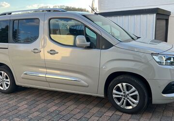 Toyota Proace City 97.000 km 15.300 &euro; Kreuztal 57223