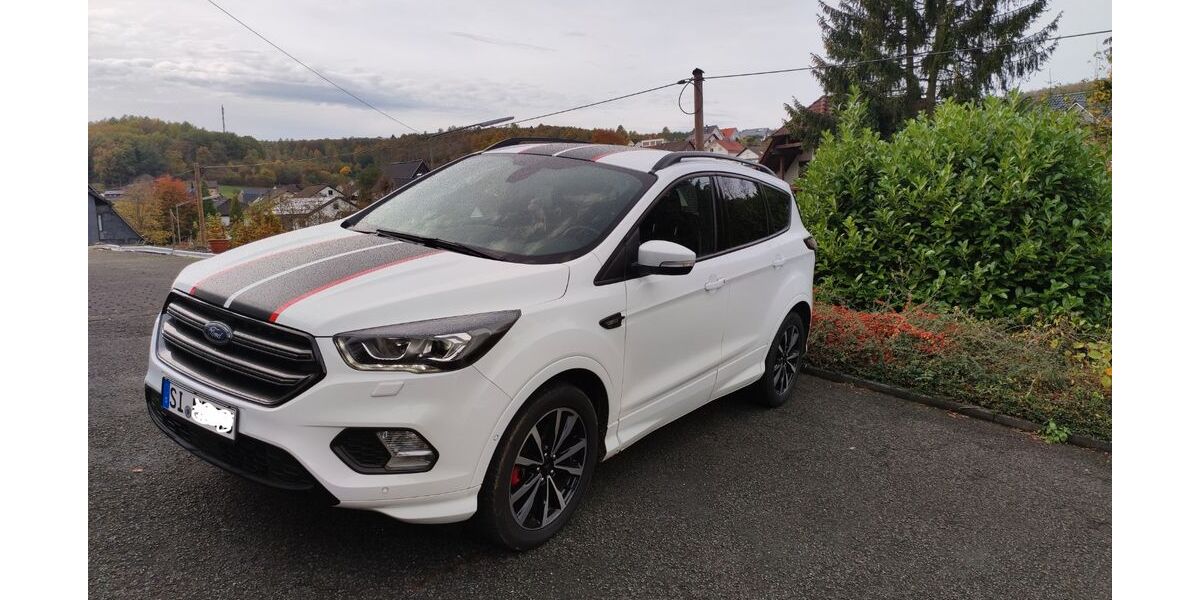 Ford Kuga 115.000 km 14.400 &euro; Freudenberg 57258