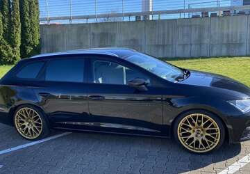 Seat Leon 149.999 km 12.990 &euro; Olpe 57462