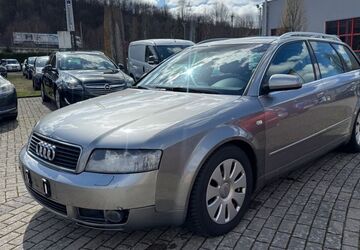 Audi A4 313.000 km 1.890 &euro; Lennestadt (Meggen)…. 57368