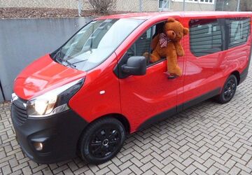 Opel Vivaro 75.200 km 13.921 &euro; Kreuztal-Krombach 57223